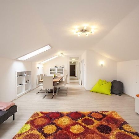 Lovely City Center Apartment ガルミッシュ・パルテンキルヒェン エクステリア 写真