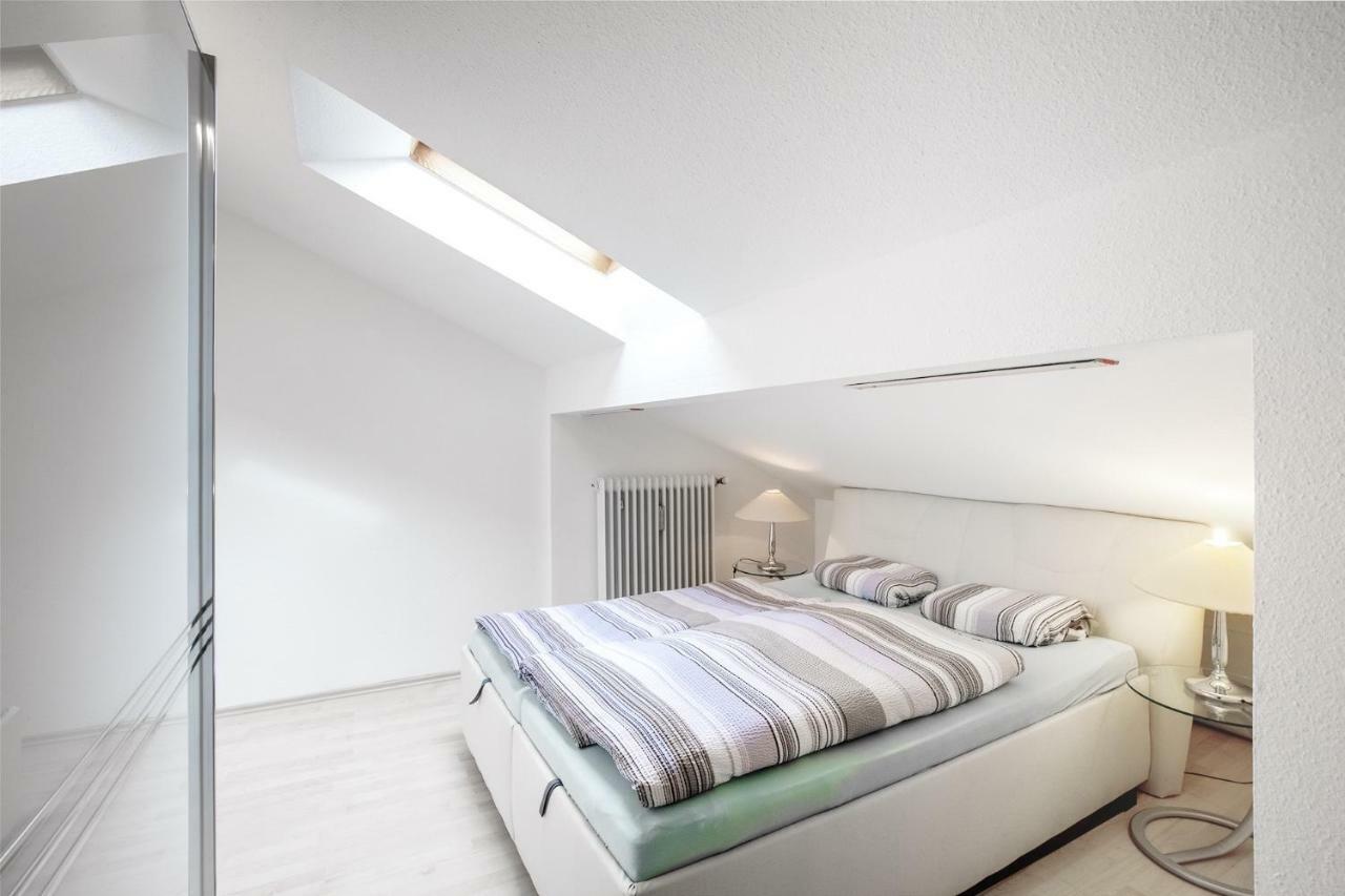 Lovely City Center Apartment ガルミッシュ・パルテンキルヒェン エクステリア 写真
